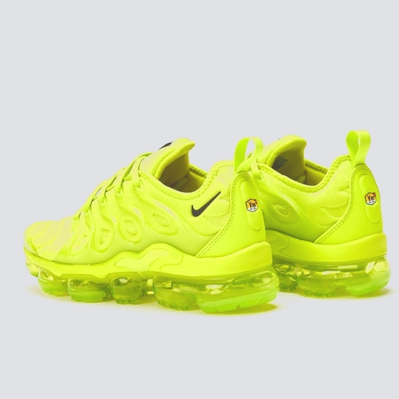 Brand New vapor max plus size 9 - Picture 3 of 4